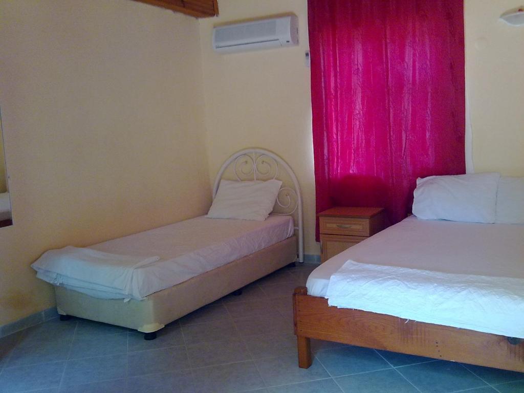 Engin Pension Чирали Номер фото